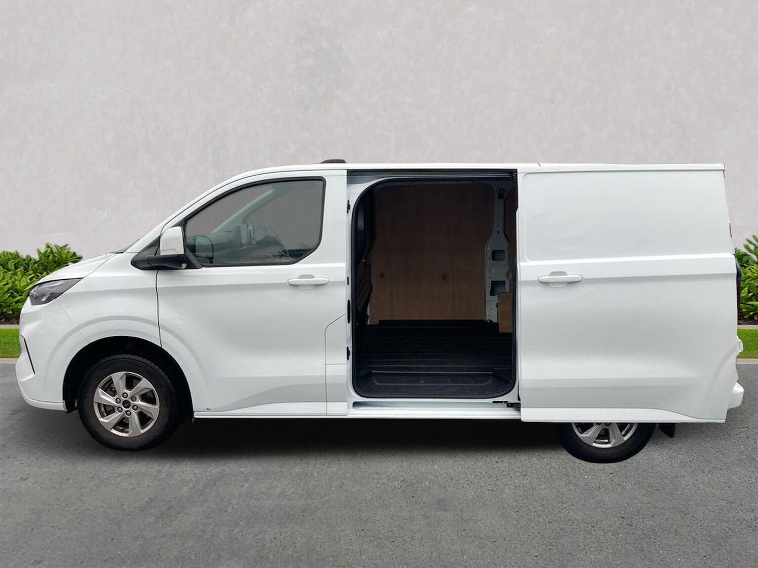 Used Ford Transit Custom 2024 for sale - 76164987: Photo 3