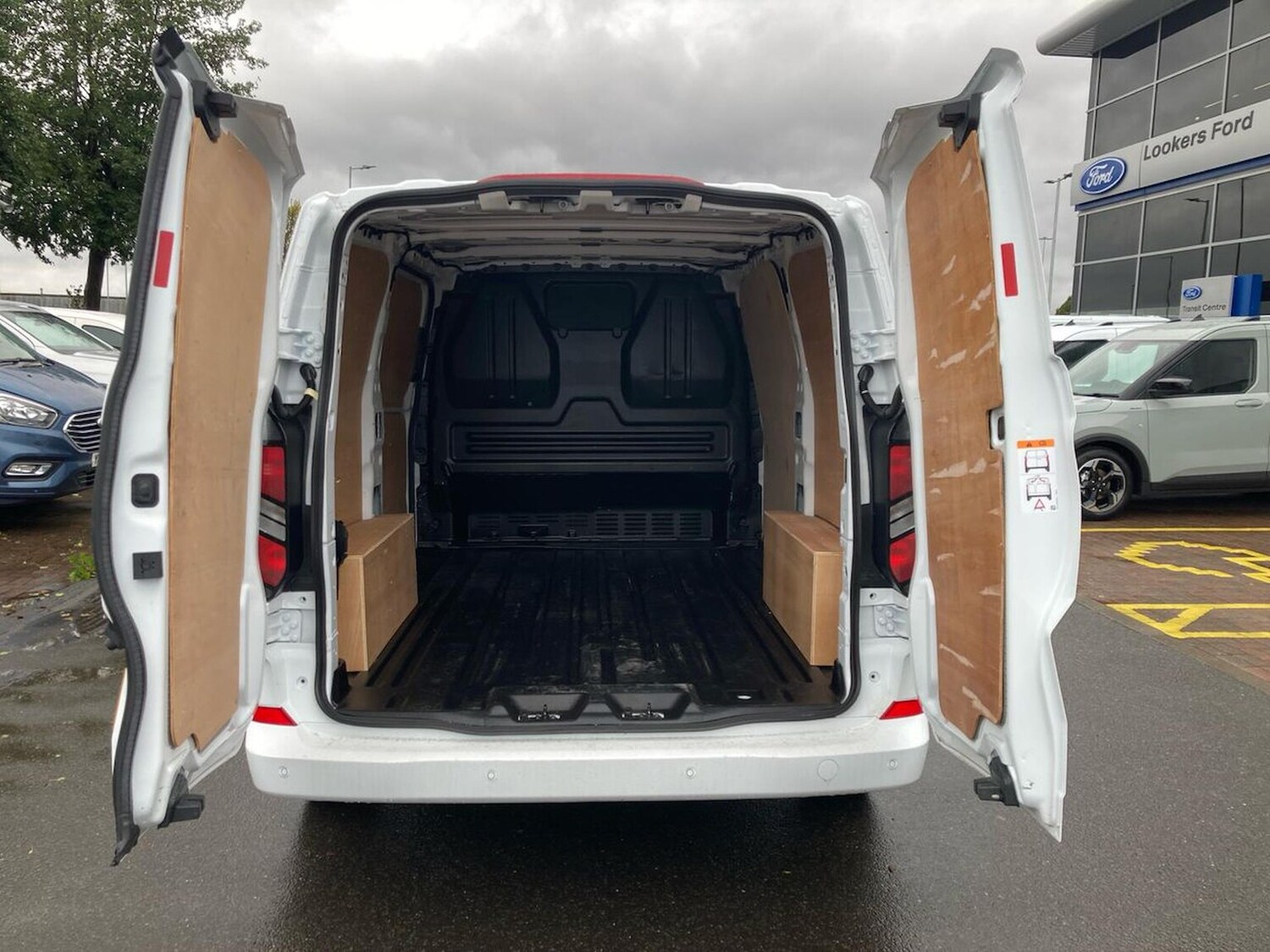 Used Ford Transit Custom 2024 for sale - 76164987: Photo 6