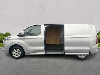Used Ford Transit Custom 2024 for sale - 77775177: Photo