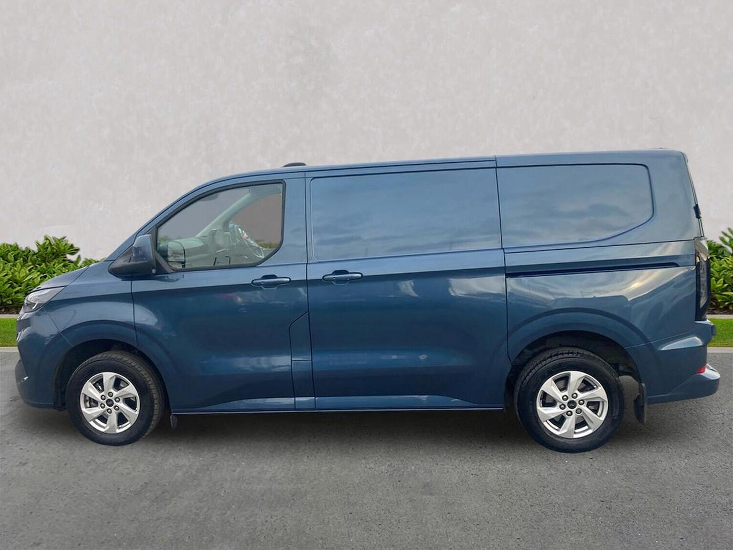 Used Ford Transit Custom 2024 for sale - 77489325: Photo 3
