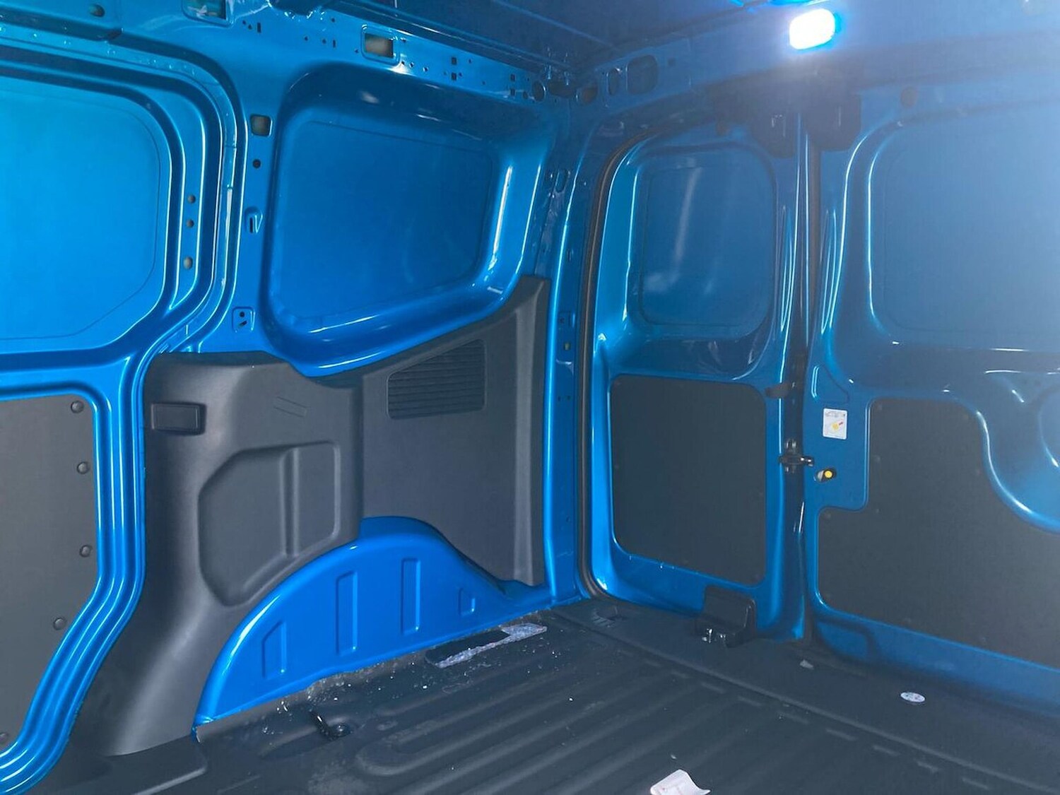 Used Ford Transit Courier 2025 for sale - 77489335: Photo 17