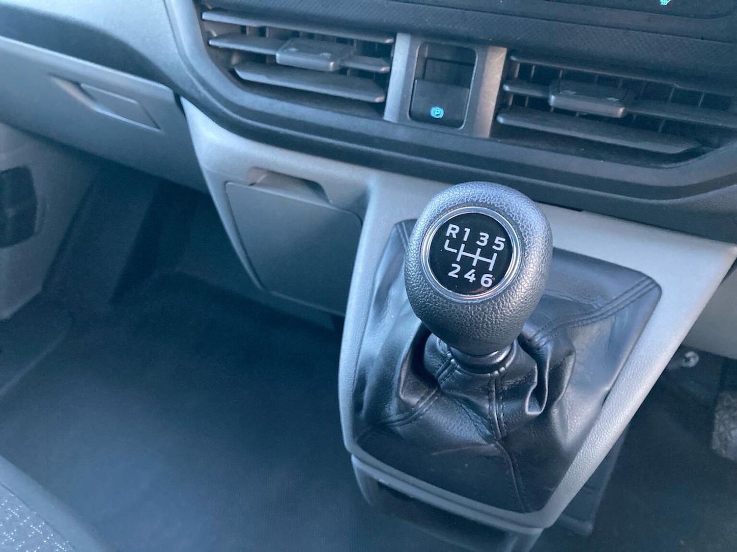 Used Ford Transit Custom 2024 for sale - 77687992: Photo 14