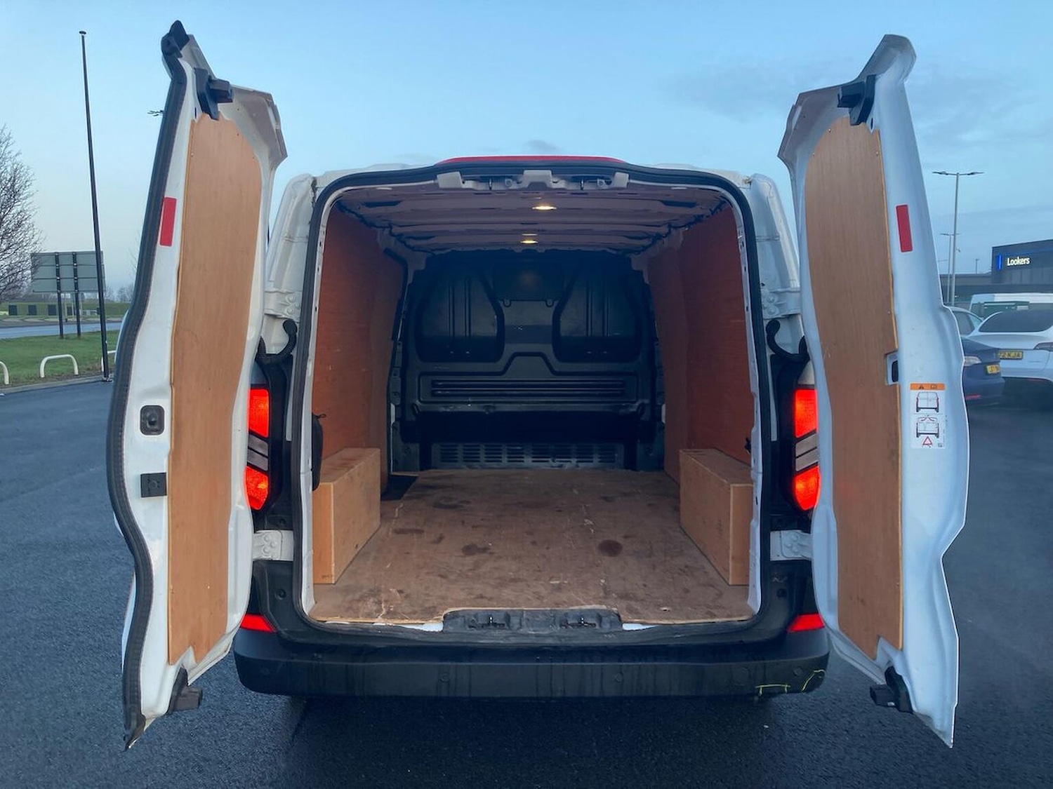 Used Ford Transit Custom 2024 for sale - 77687992: Photo 6