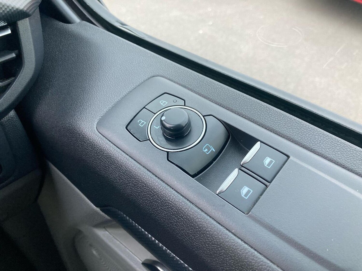 Used Ford Transit Custom 2024 for sale - 76391768: Photo 23