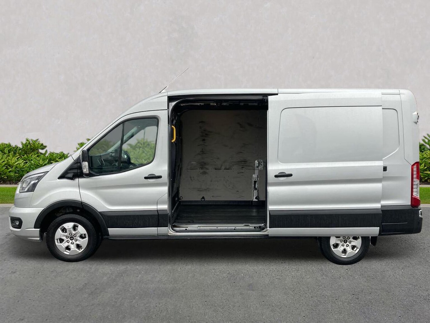 Used Ford Transit 2024 for sale - 77973978: Photo 3