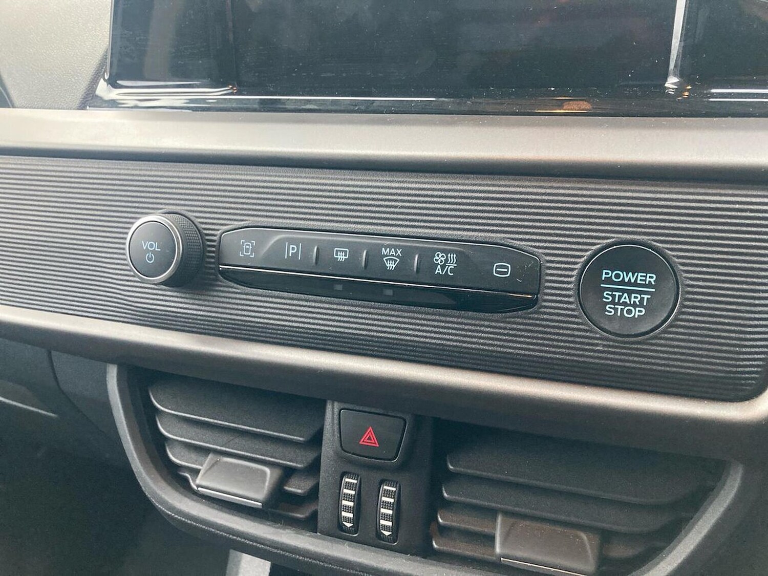 Used Ford Transit Courier 2024 for sale - 77489287: Photo 25