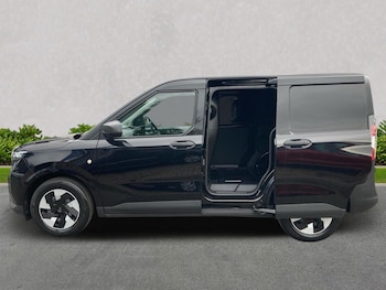 Used Ford Transit Courier 2025 for sale - 76159591: Photo 3