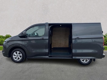 Used Ford Transit Custom 2025 for sale - 79130600: Photo