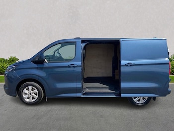 Used Ford Transit Custom 2024 for sale - 79017826: Photo