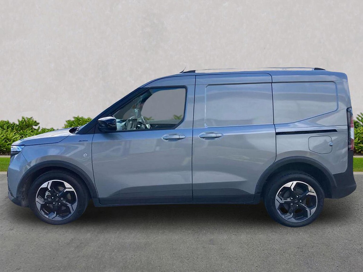 Used Ford Transit Courier 2024 for sale - 76159590: Photo 3