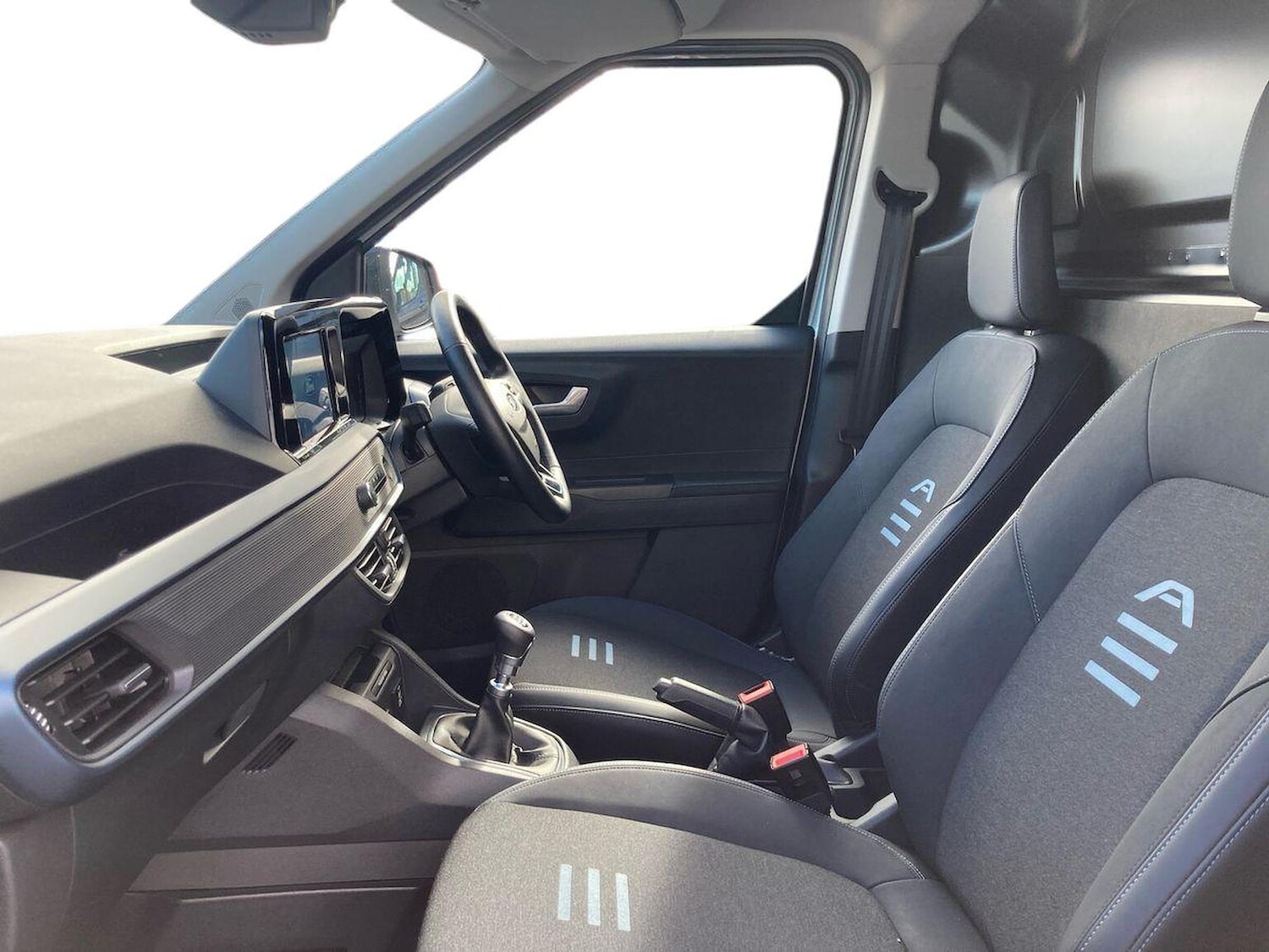 Used Ford Transit Courier 2024 for sale - 76159590: Photo 8