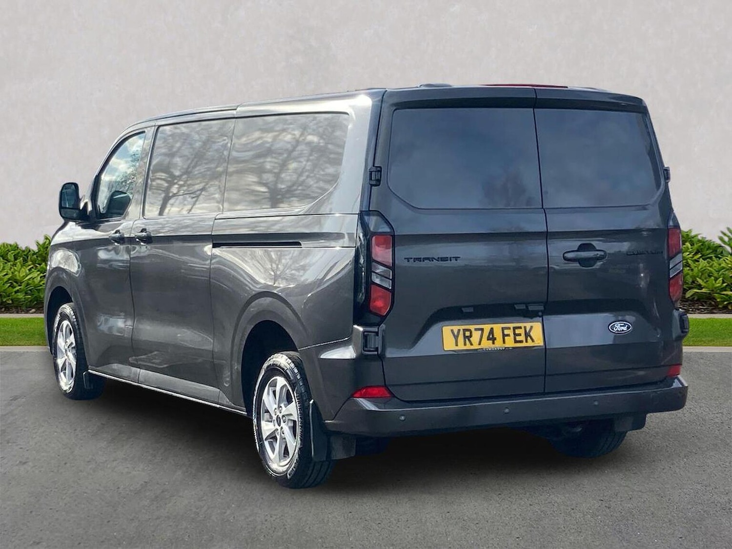 Used Ford Transit Custom 2024 for sale - 78194551: Photo 2