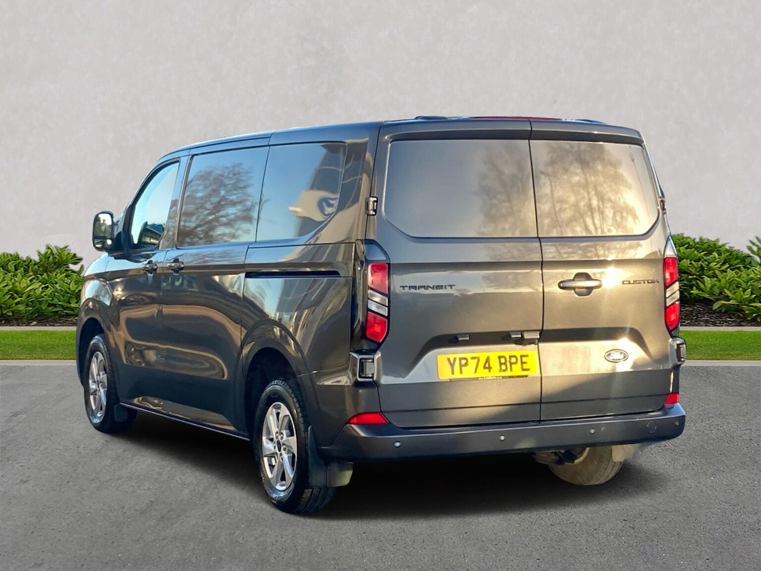 Used Ford Transit Custom 2024 for sale - 77008311: Photo 2