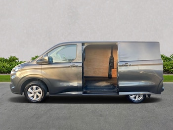 Used Ford Transit Custom 2024 for sale - 77008311: Photo