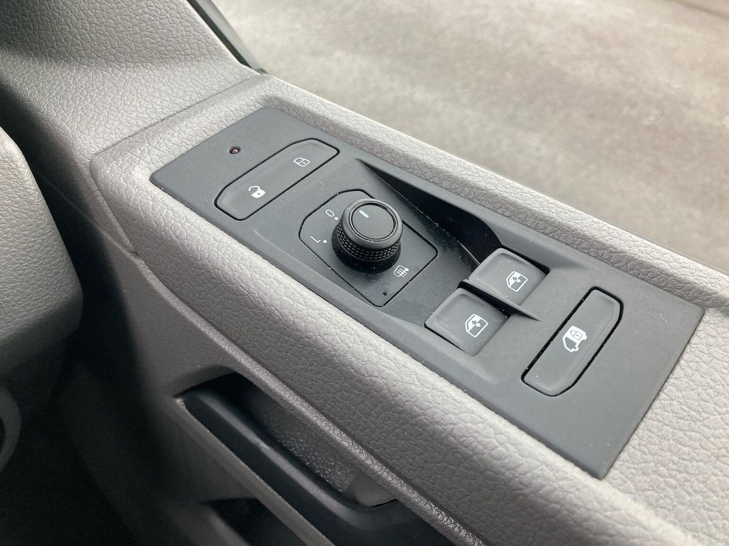 Used Volkswagen Transporter 2022 for sale - 77629351: Photo 24