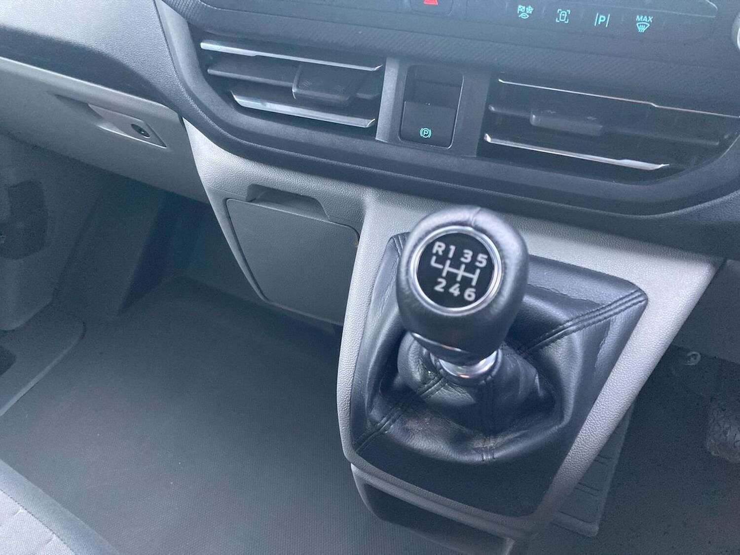 Used Ford Transit Custom 2024 for sale - 76809407: Photo 14