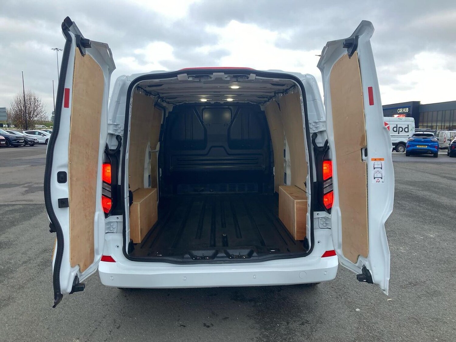 Used Ford Transit Custom 2024 for sale - 76809407: Photo 6