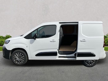 Used Citroen Berlingo 2024 for sale - 75435709: Photo