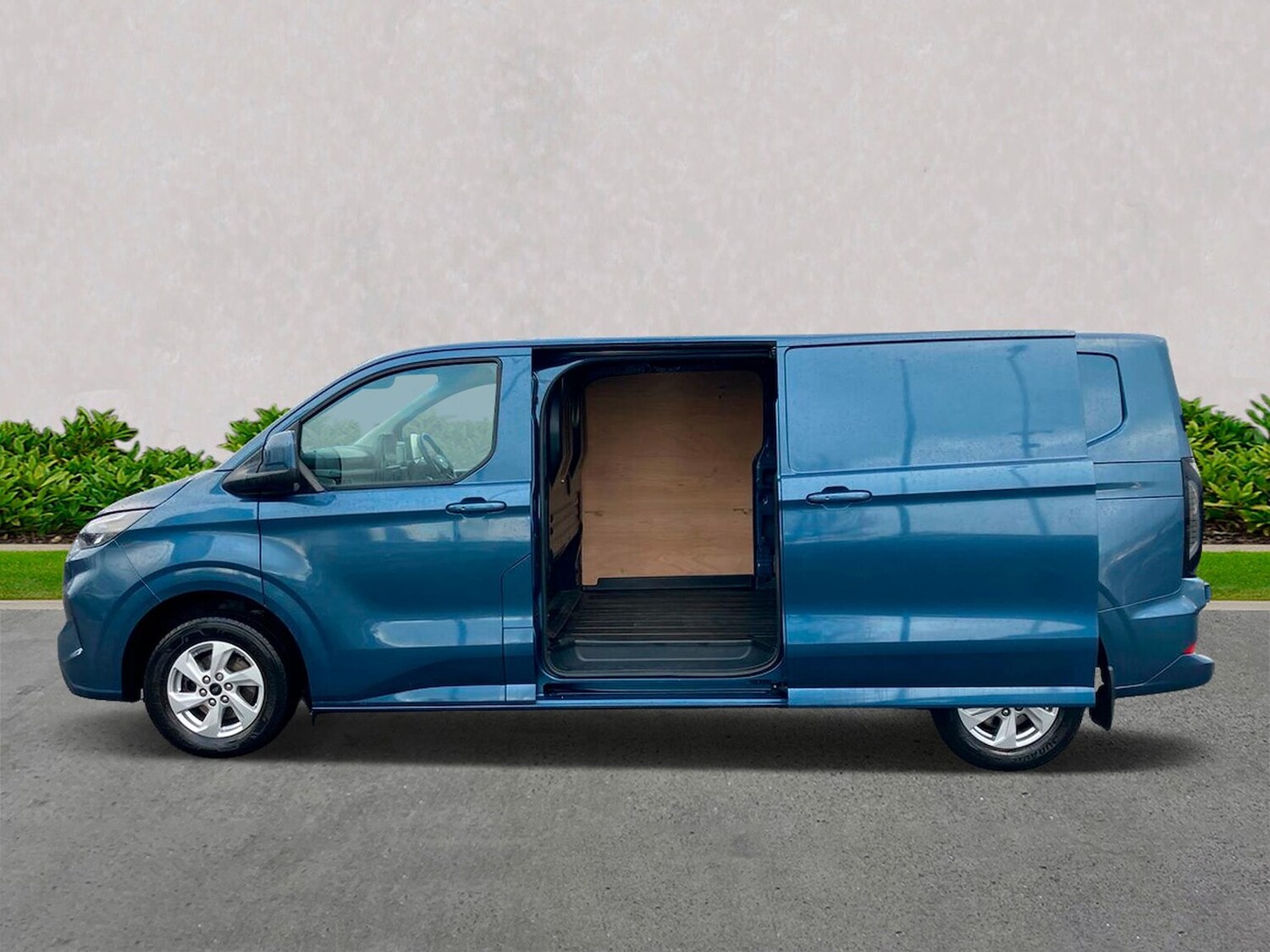 Used Ford Transit Custom 2024 for sale - 77489286: Photo 3