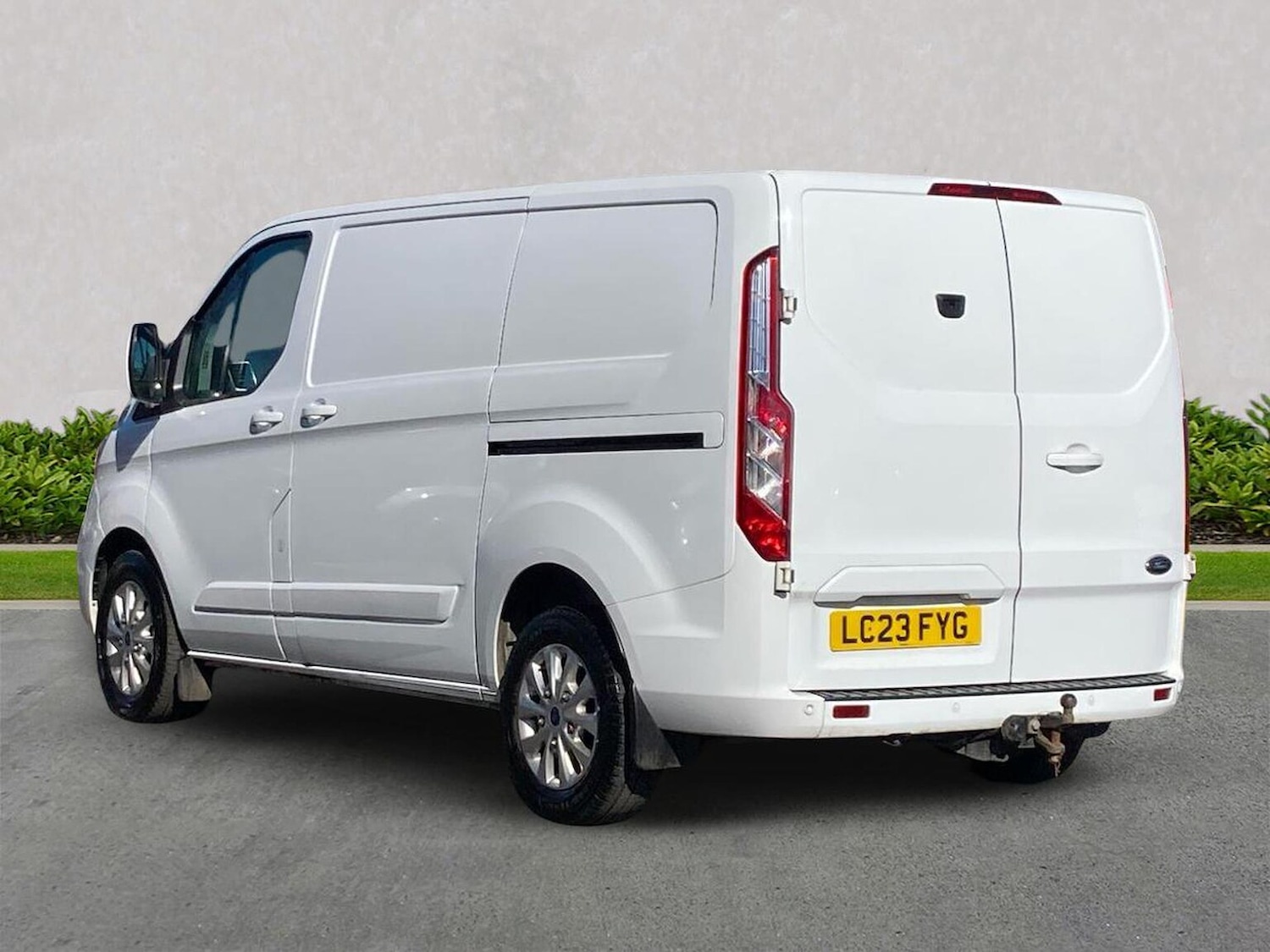 Used Ford Transit Custom 2023 for sale - 78194582: Photo 2