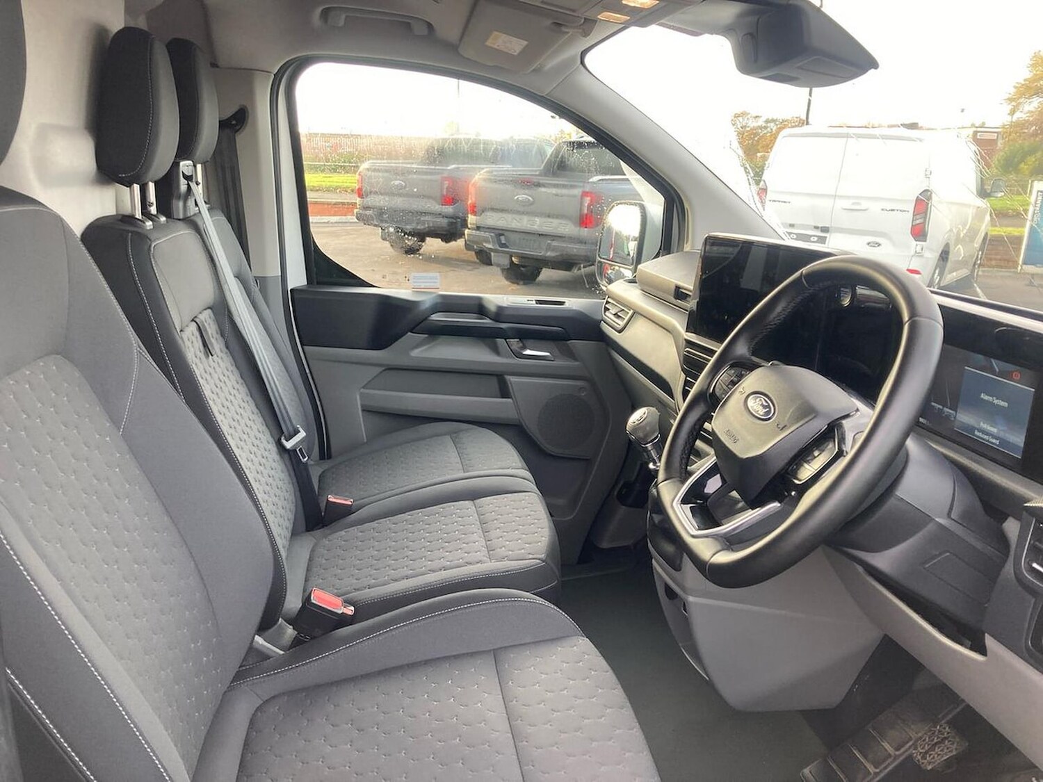 Used Ford Transit Custom 2024 for sale - 76412449: Photo 16