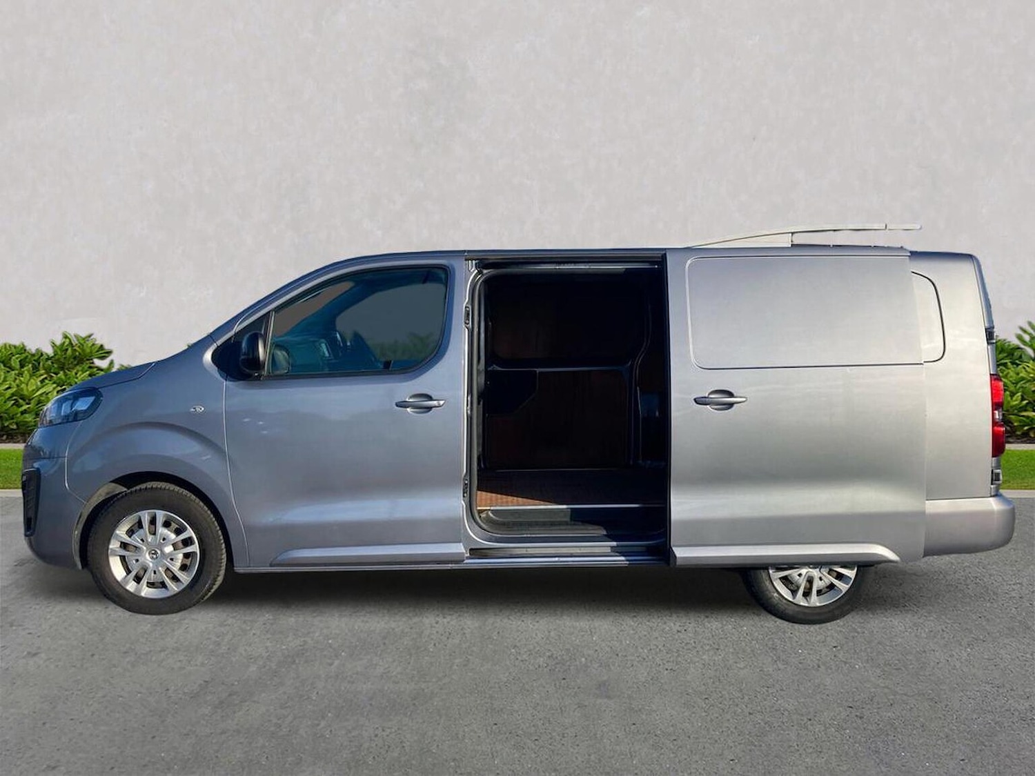 Used Vauxhall Vivaro 2022 for sale - 76387181: Photo 3