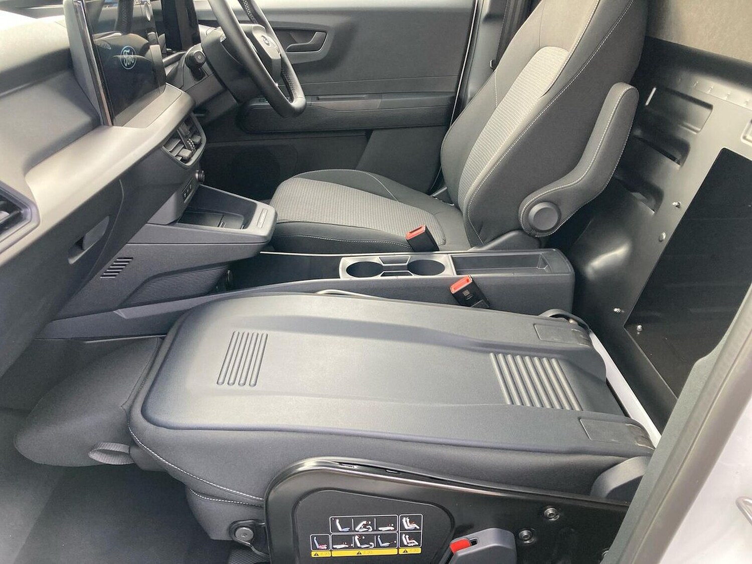 Used Ford Transit Courier 2025 for sale - 76142909: Photo 24