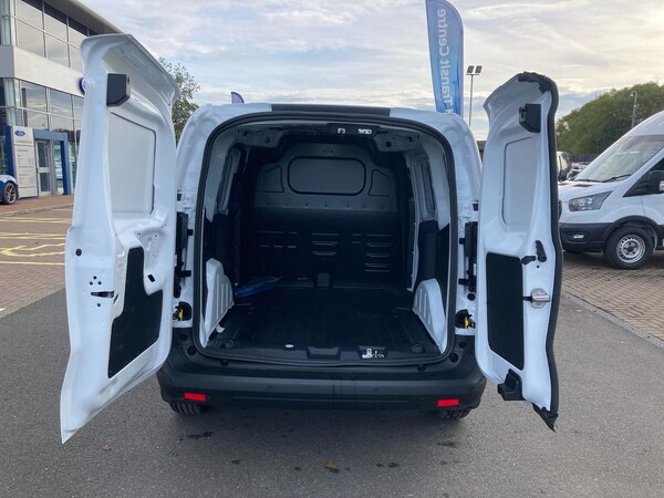 Used Ford Transit Courier 2025 for sale - 76142909: Photo 6