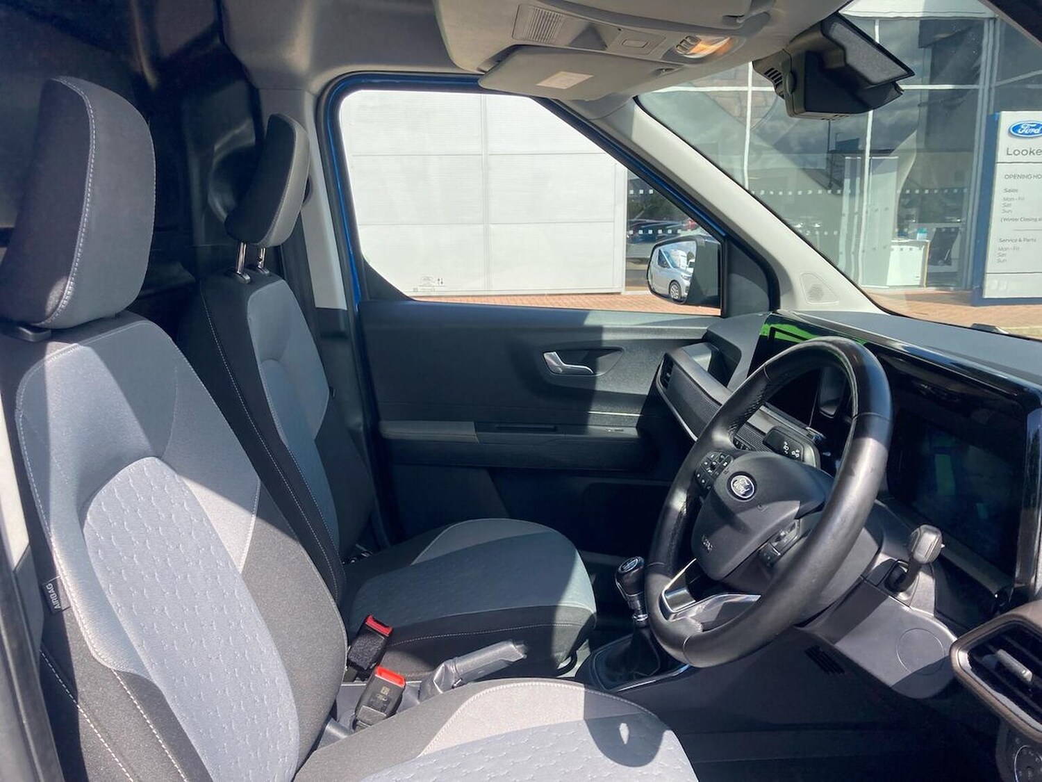 Used Ford Transit Courier 2024 for sale - 76047803: Photo 16