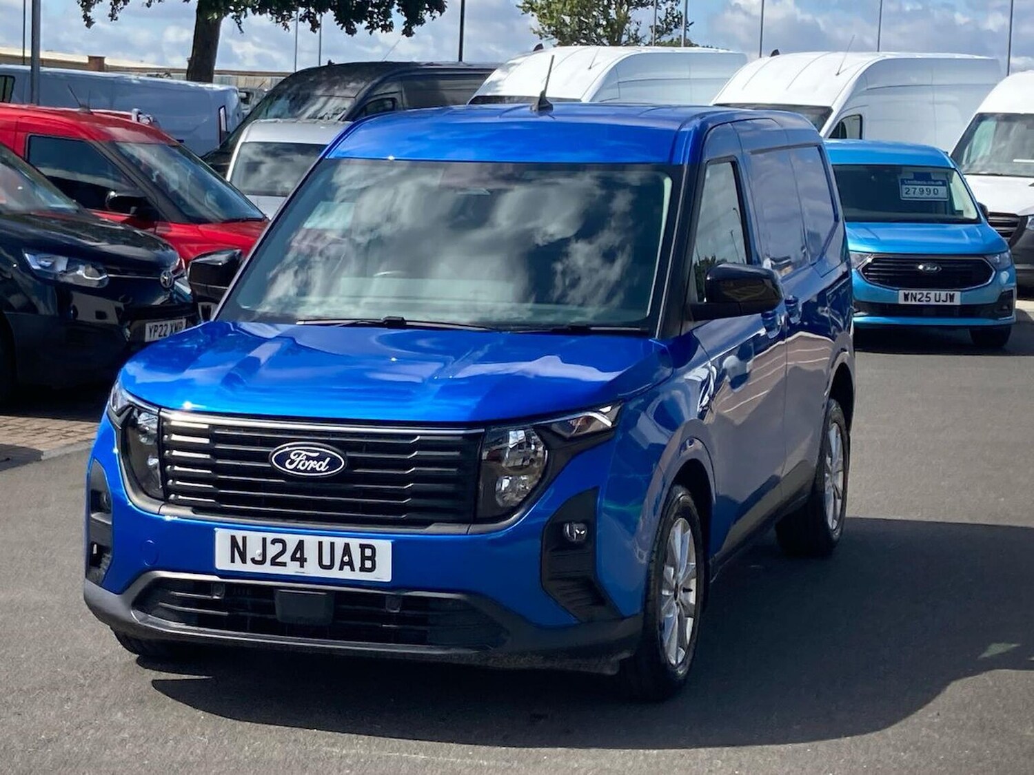 Used Ford Transit Courier 2024 for sale - 76047803: Photo 20