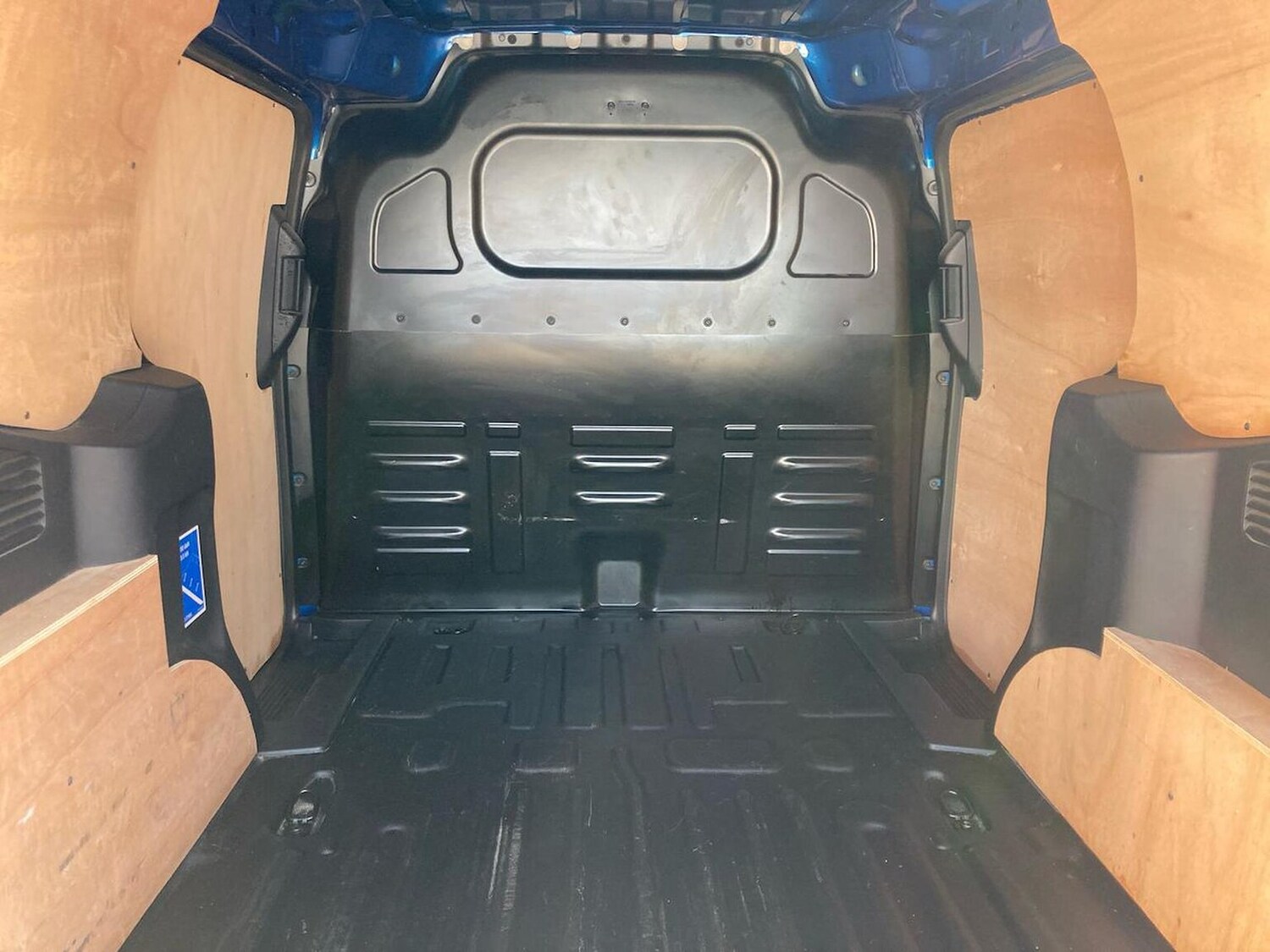 Used Ford Transit Courier 2024 for sale - 76047803: Photo 23