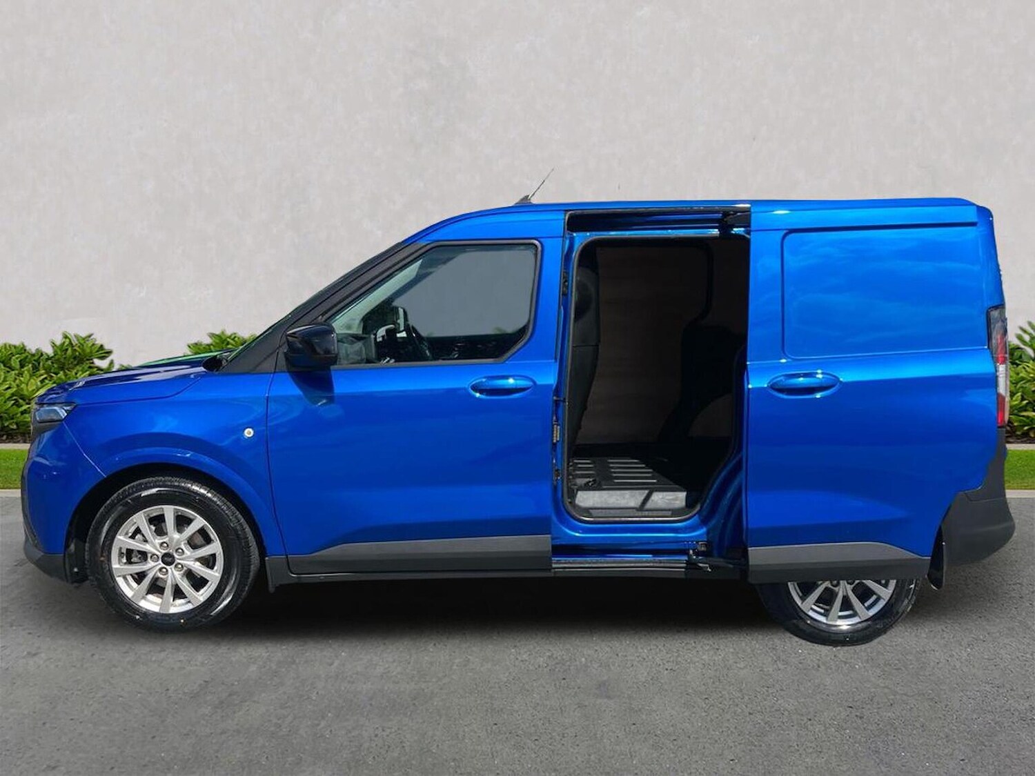 Used Ford Transit Courier 2024 for sale - 76047803: Photo 3
