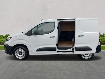 Used Vauxhall Combo 2024 for sale - 76331082: Photo