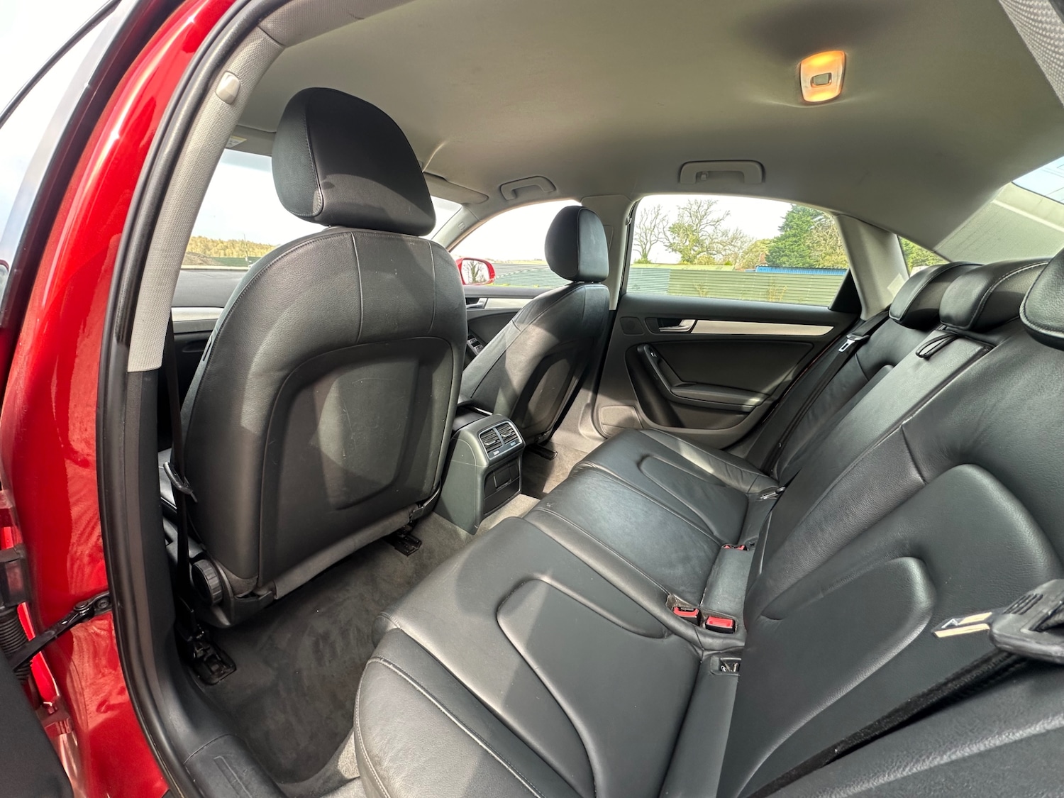 Used Audi A4 2015 for sale - 76685070: Photo 13