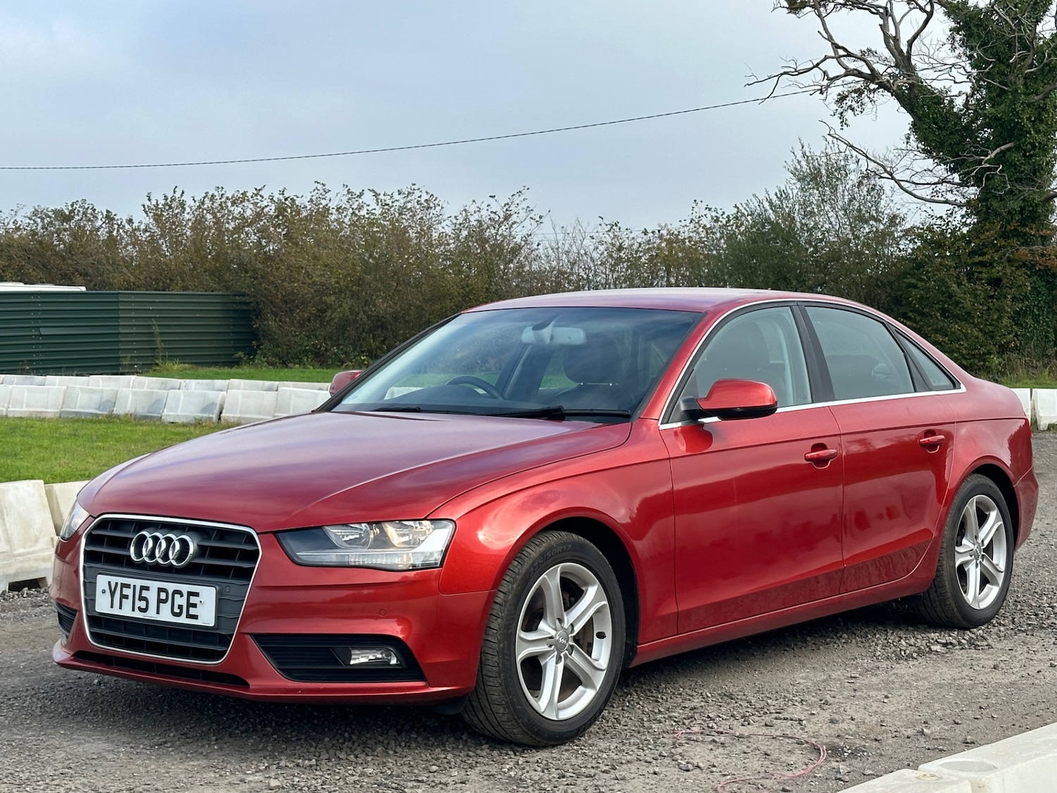 Used Audi A4 2015 for sale - 76685070: Photo 3