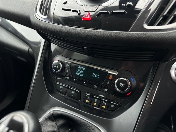 Used Ford Kuga 2015 for sale - 76316712: Photo 13