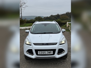 Used Ford Kuga 2015 for sale - 76316712: Photo 2