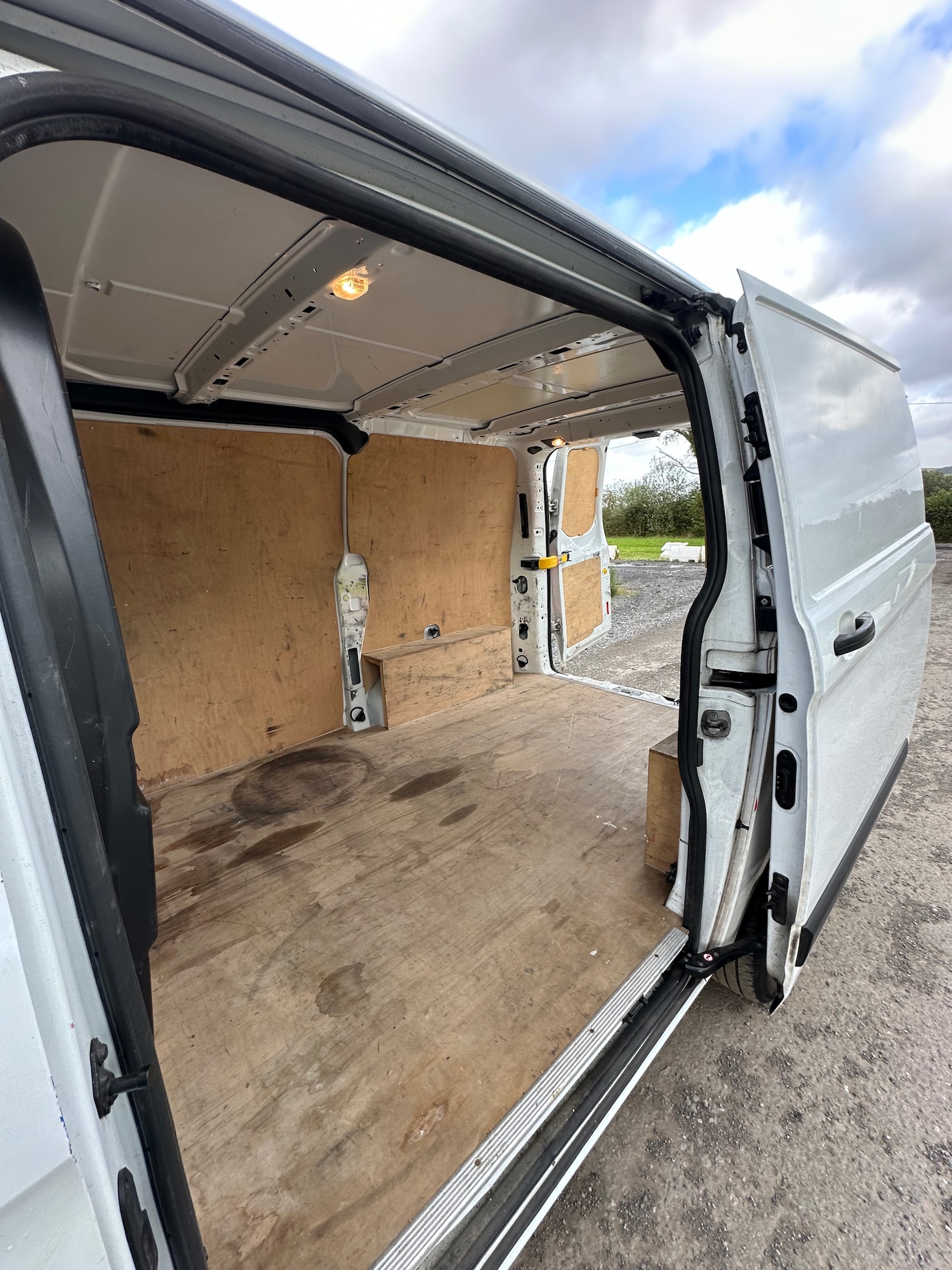 Used Ford Transit Custom 2020 for sale - 76174325: Photo 18