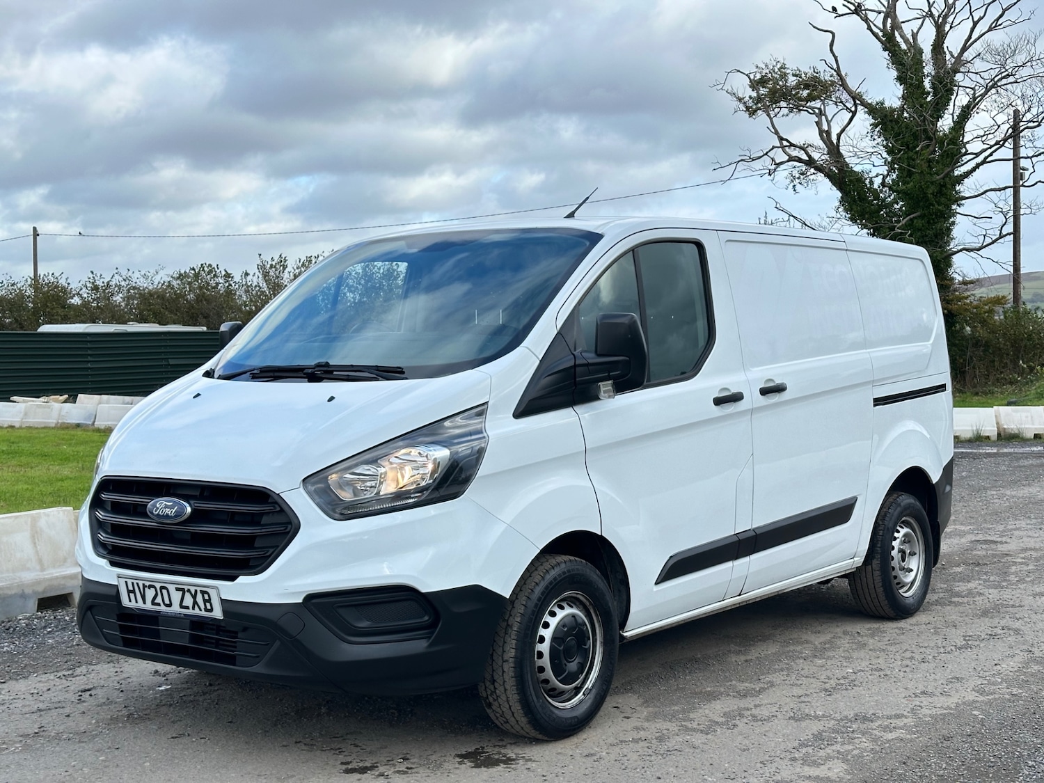 Used Ford Transit Custom 2020 for sale - 76174325: Photo 3