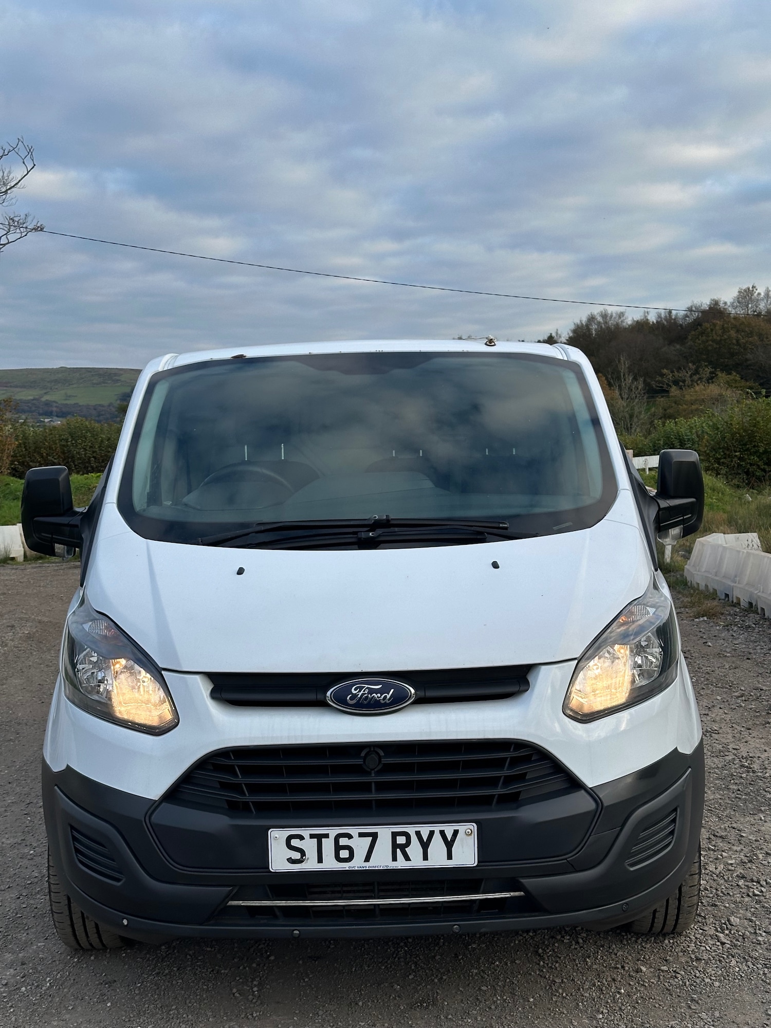 Used Ford Transit Custom 2018 for sale - 76340533: Photo 2