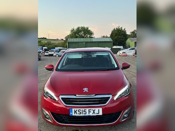 Used Peugeot 308 2015 for sale - 76141981: Photo
