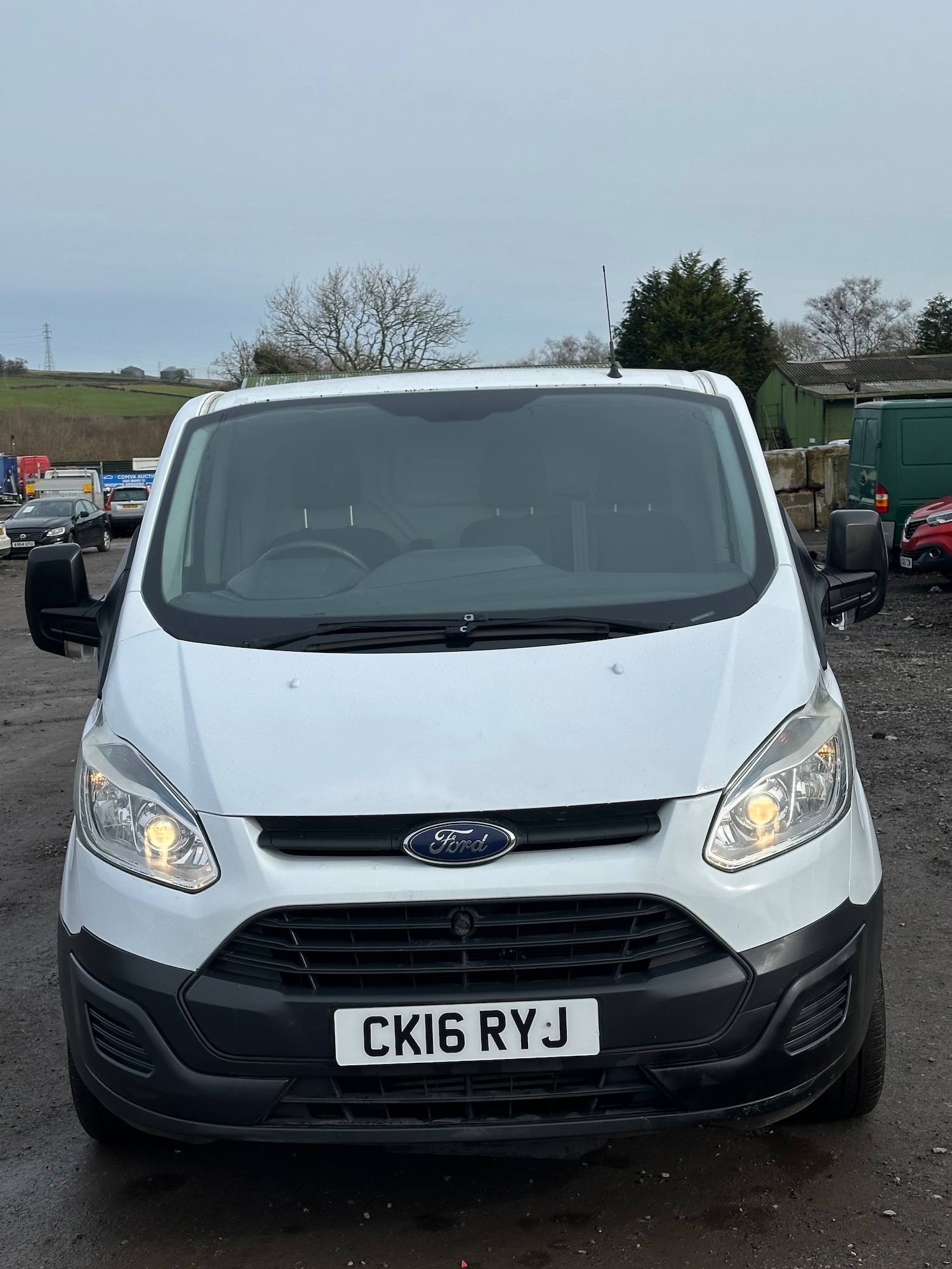 Used Ford Transit Custom 2016 for sale - 77674941: Photo 2