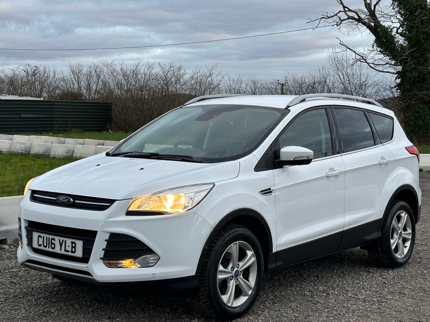 Used Ford Kuga 2016 for sale - 77674949: Photo 3