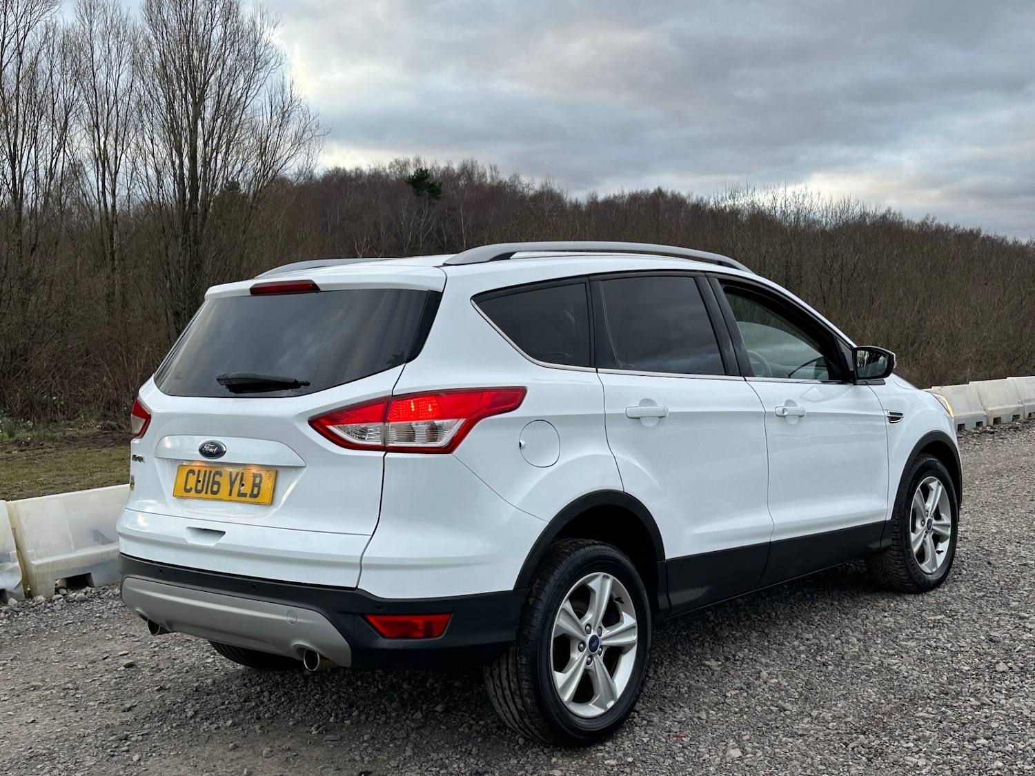 Used Ford Kuga 2016 for sale - 77674949: Photo 4