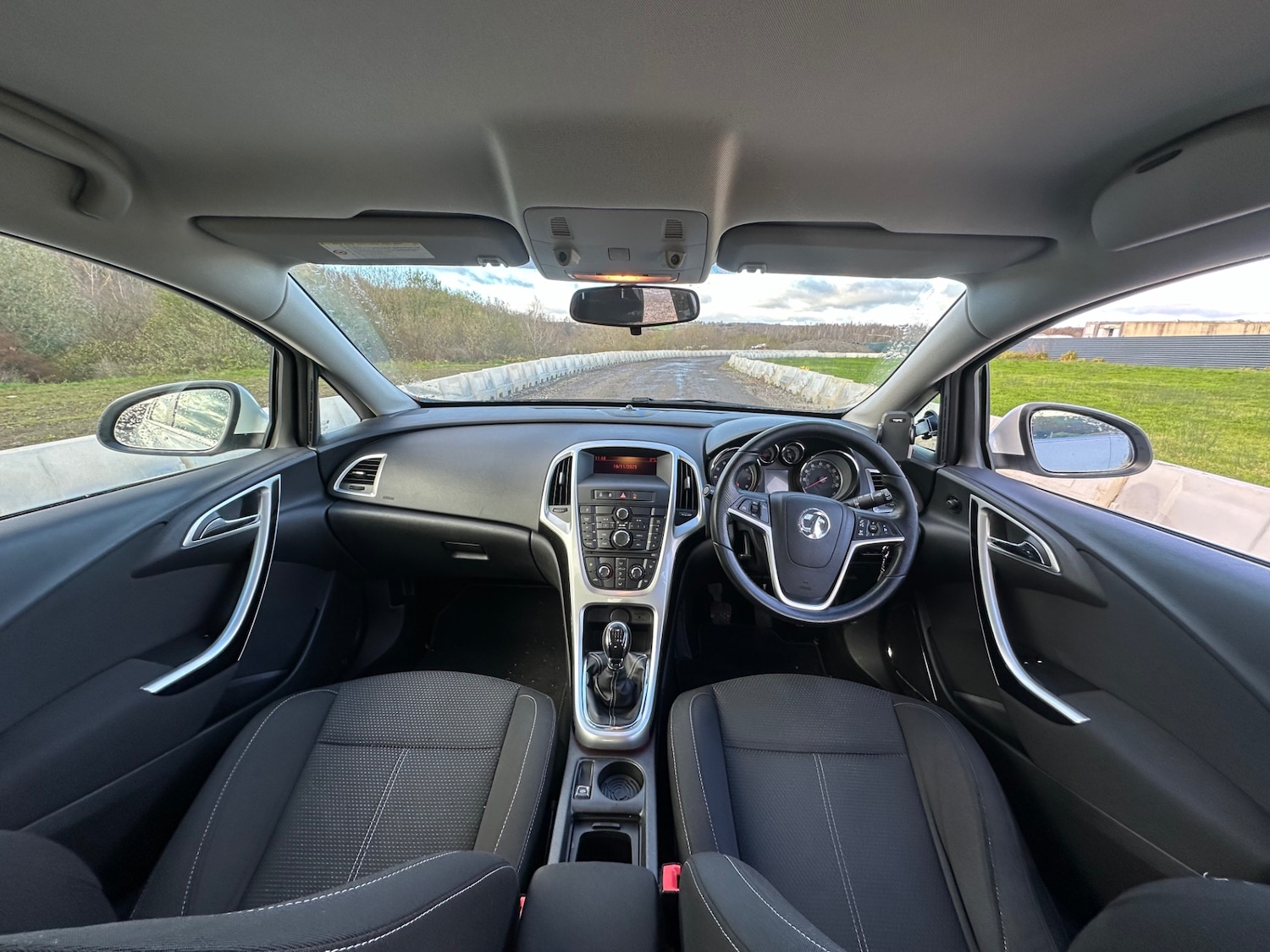 Used Vauxhall Astra 2011 for sale - 77058448: Photo 10