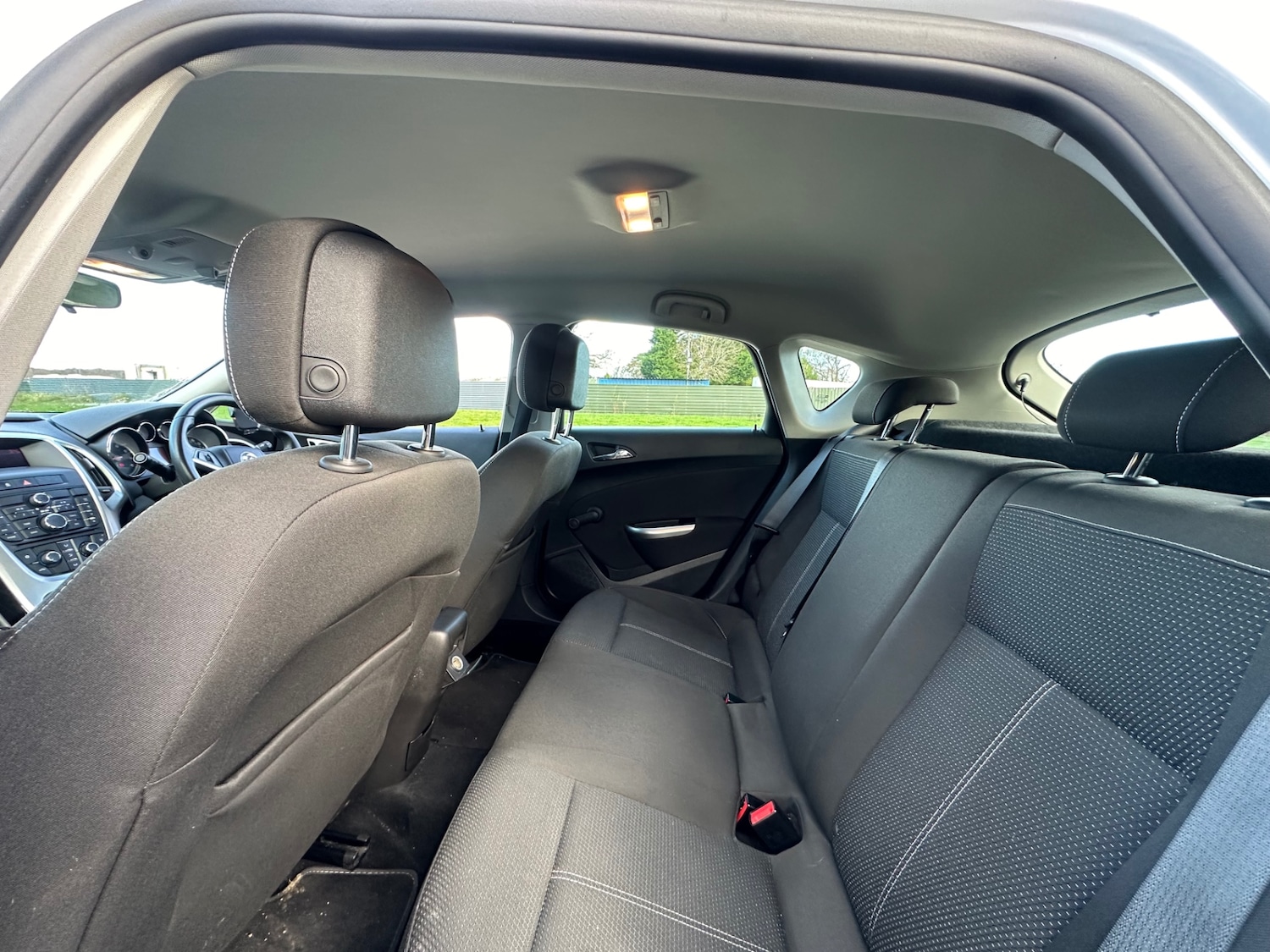 Used Vauxhall Astra 2011 for sale - 77058448: Photo 11