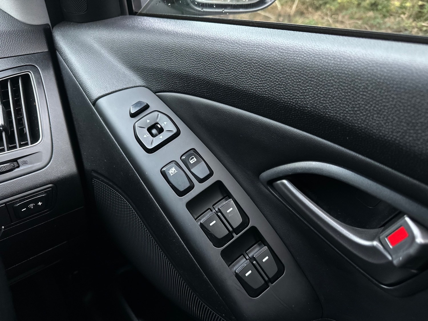 Used Hyundai Ix35 2015 for sale - 76776290: Photo 17