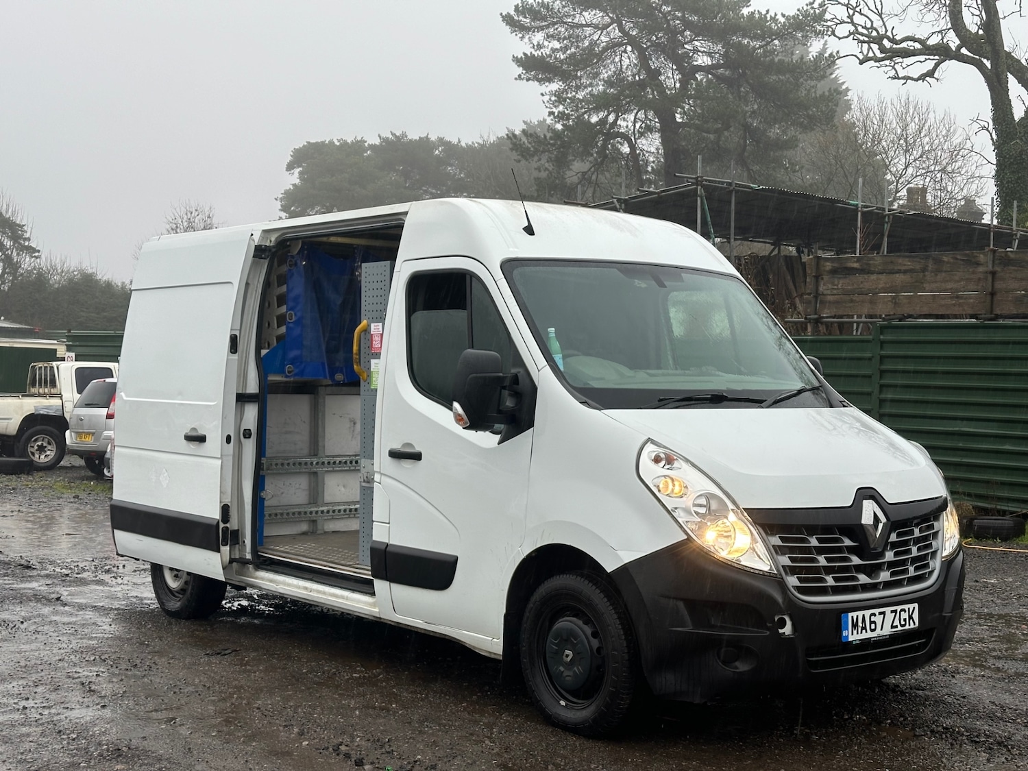 Used Renault Master 2017 for sale - 76940158: Photo 2