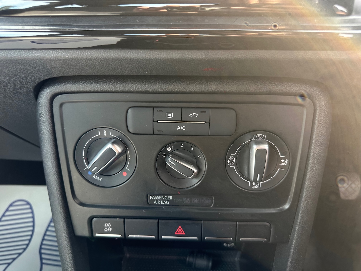 Used Volkswagen Beetle 2015 for sale - 76454965: Photo 15