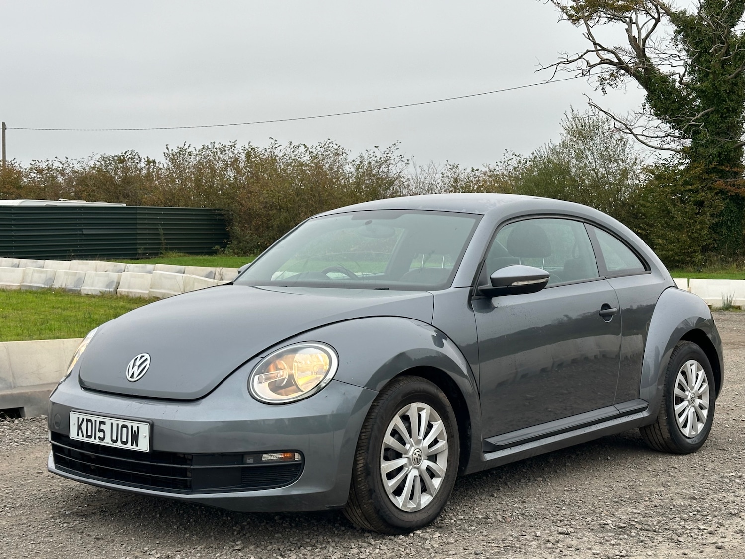 Used Volkswagen Beetle 2015 for sale - 76454965: Photo 3